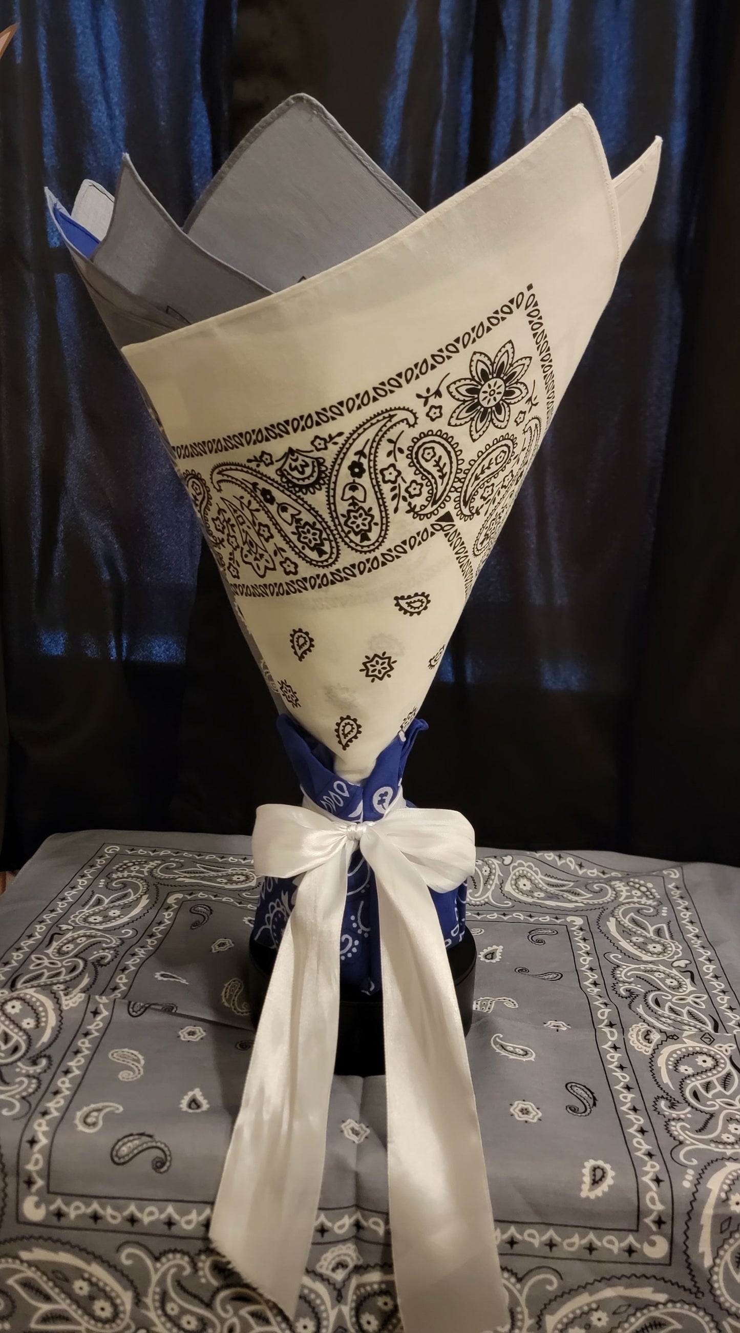 Cowboys Bandana Boquet