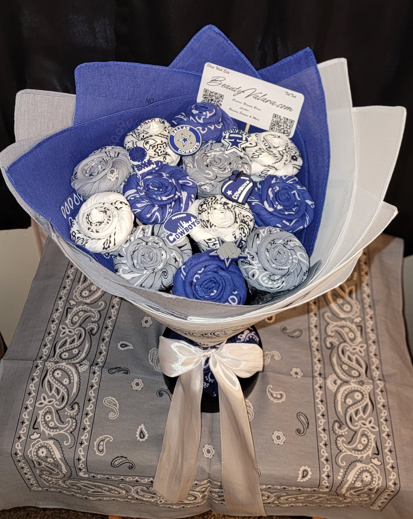 Cowboys Bandana Boquet